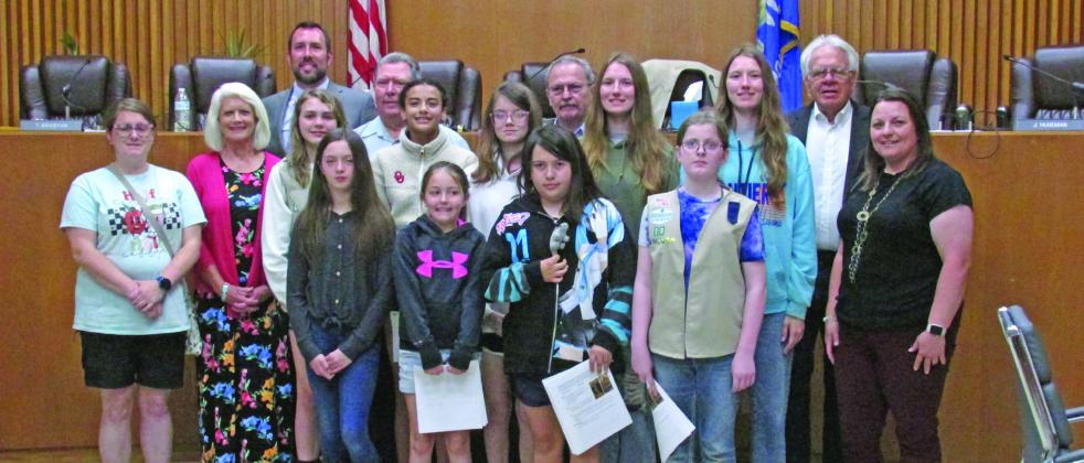 Members of the Girl Scouts of Eastern Oklahoma Troop #79 and Troop #790 came to the City of Cushing Board of Commissioners meeting on Monday, April 19 where they were recognized for leadership skills. The troop members had previously come to City Hall to discuss and deliberate on a realistic scenario that commissioners may face with City Manager Terry Brannon and scout leaders overseeing. Photo by DeAnna Maddox