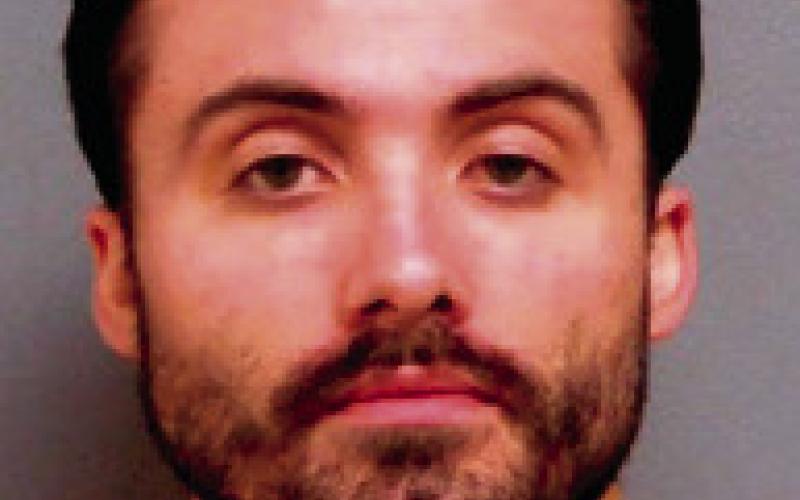 KINGINGTON SEARS Arlington, TX — Assault and battery with dangerous weapon, DUI: driving under the influence of alcohol, attempts to elude officers, leaving scene of accident involving damage, driving with license cancelled-suspendedrevoked, transporting spent container-beer, public intoxication.