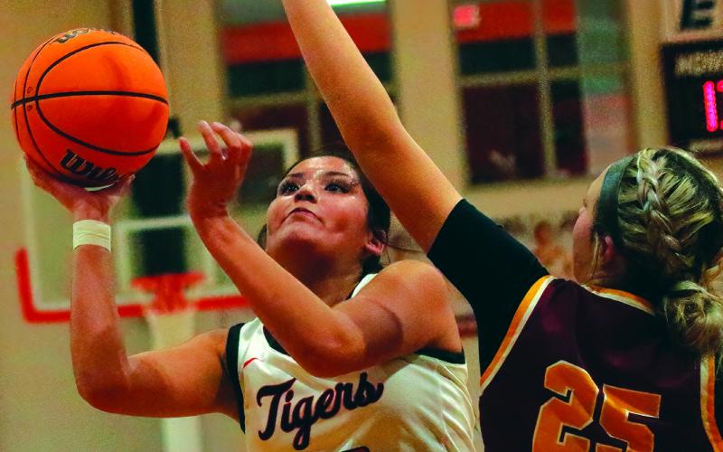 Ella Nanaeto battles in the paint against Cleveland last week. Nanaeto had 17 points.