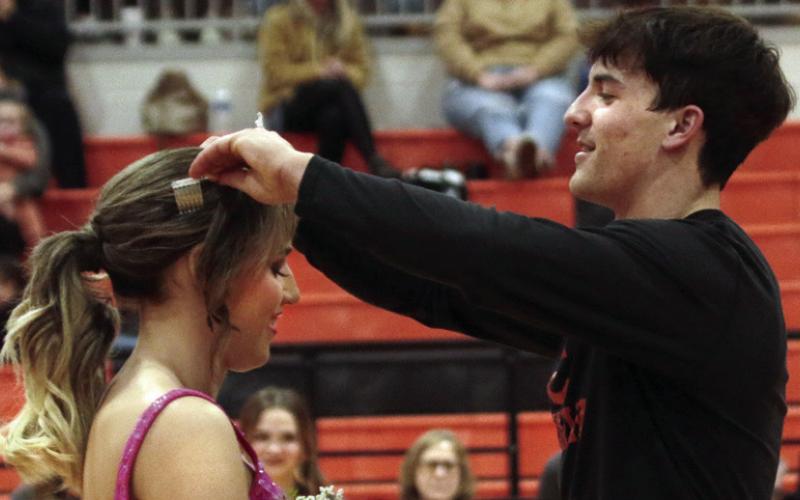 Blaze Berlowitz and Tatum Caulfield were named 2023 Basketball Homecoming King and Queen on January 13.