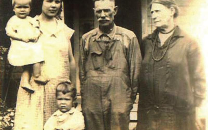 Sam and Lucy with their daughter Mary and grandchildren