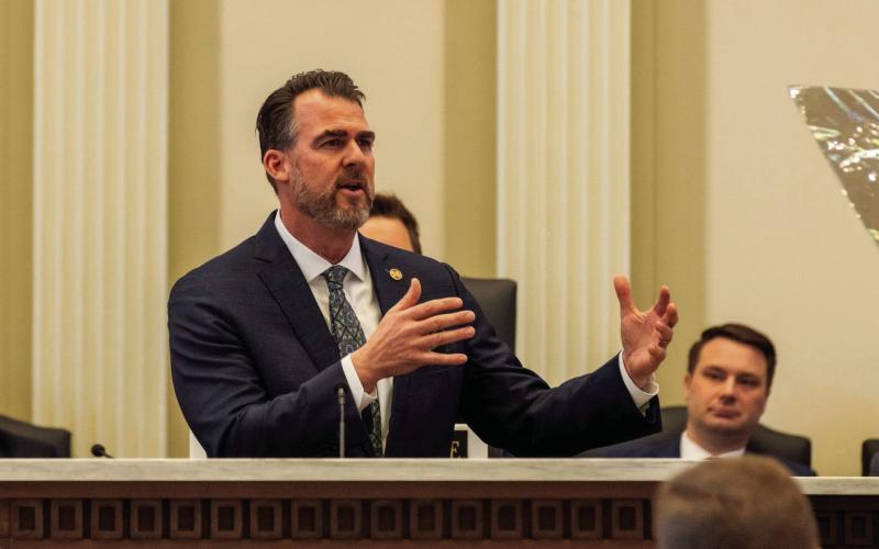 Stitt Threatens Political Retaliation After Sweeping Veto Overrides