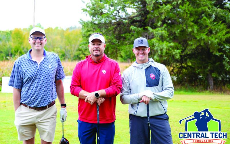 American Heritage Bank won 2nd place in the AM A Flight (L-R): Carey Weddle, JP Selsor, Joe Hardzog