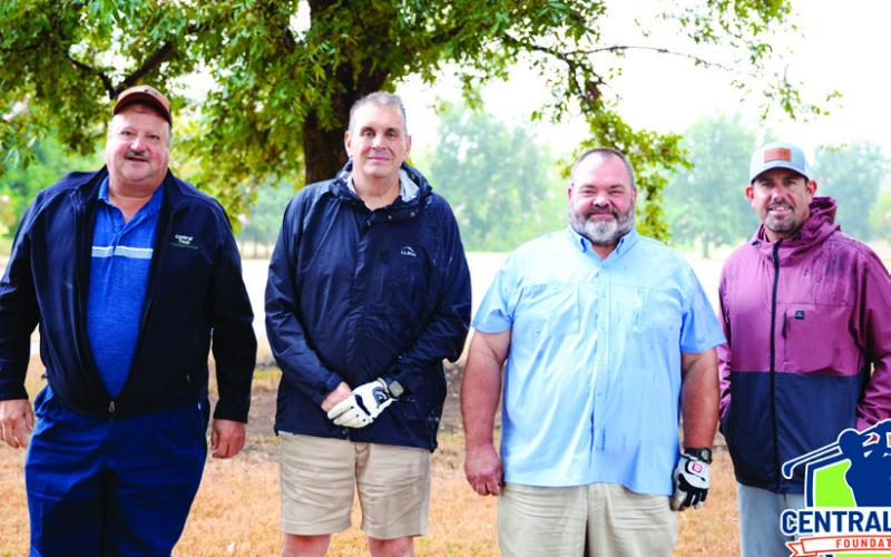 Holt Truck Centers won 1st place in the AM B Flight (L-R): Kevin Holba, David Carney, Paul Harris, Adam Marcou