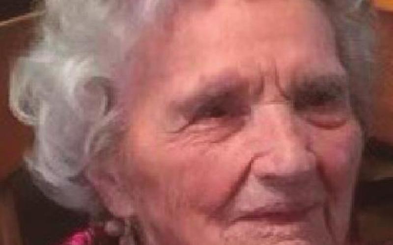 Edith Moore • March 7, 1915 - December 7, 2020