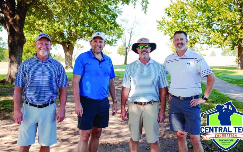 Tedford Insurance placed 1st in the morning B flight with (L-R) Larry McBurnett, Mark Tedford, Gary Jones, and Aaron Walton.