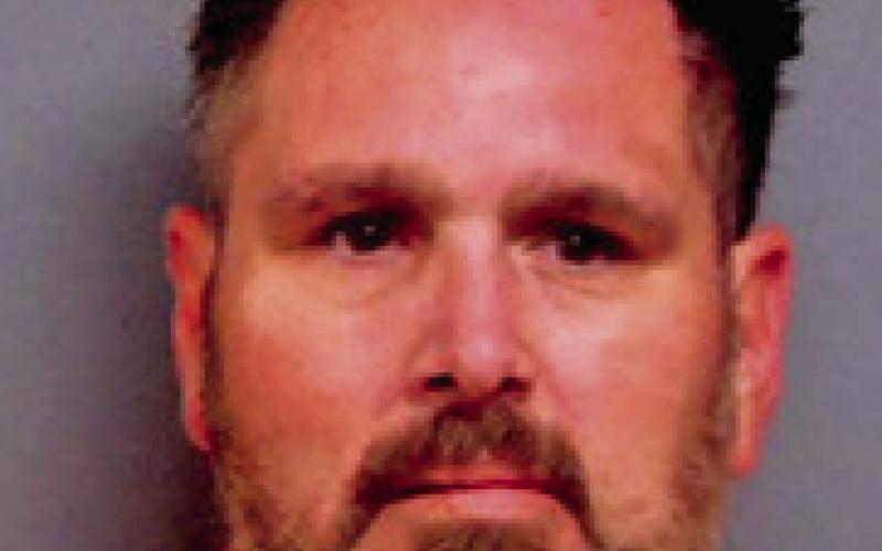 RONALD DEAN MANUS, Stillwater — No valed drivers license, Obstruction of investigation, Carry or possess firearm by convicted felon, False personation or impersonation another in suit or prosecution, Possess burglary tools by convicted burglar, Possession of paraphernalia, Possession of controlled substance