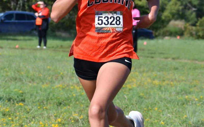 Lady Tiger runner Yohali Medrano Photos by Sarah Townes