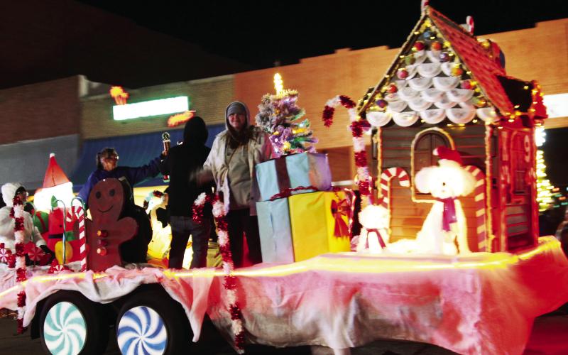 K-9 Cottage went all out with their parade entry earning them the coveted Chamber’s Choice award during the annual Christmas parade.