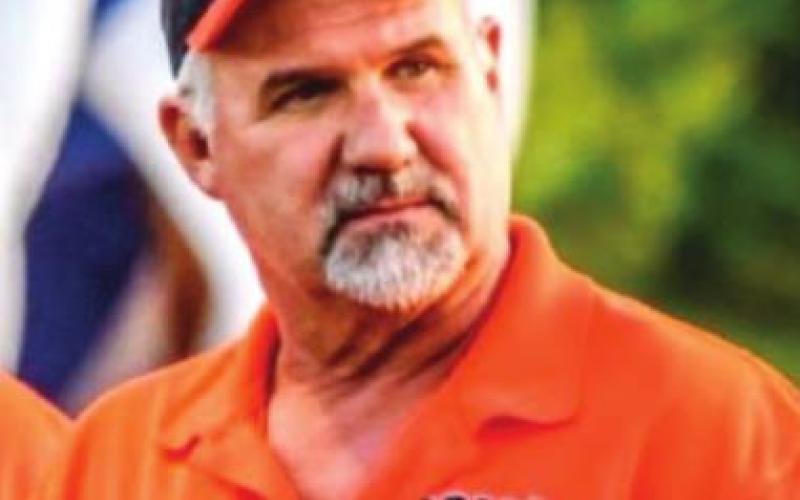 Elton Willard