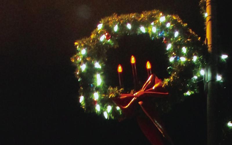 Cushing brightens up for Christmas