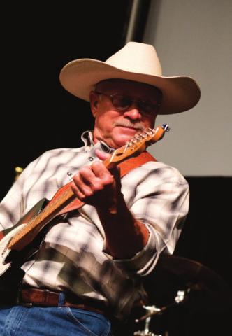 	Cushing musician Michael Music to perform at Arcadia Round Barn