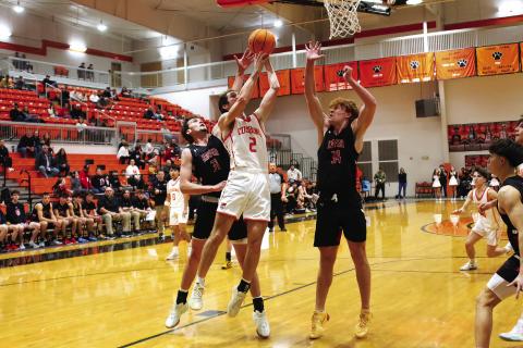 Lane Wood attacks the paint.