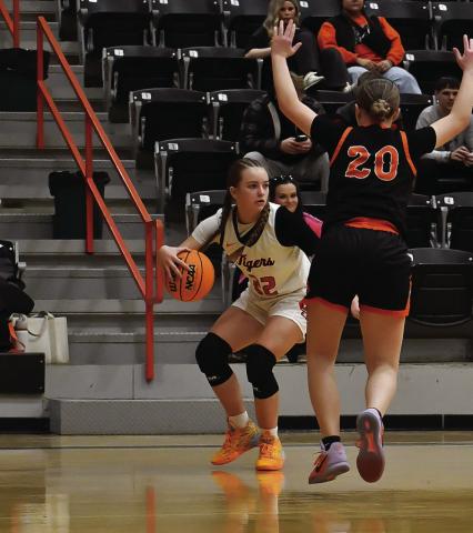 Macie Townes fakes a Yale defender. Photo by Sarah Townes