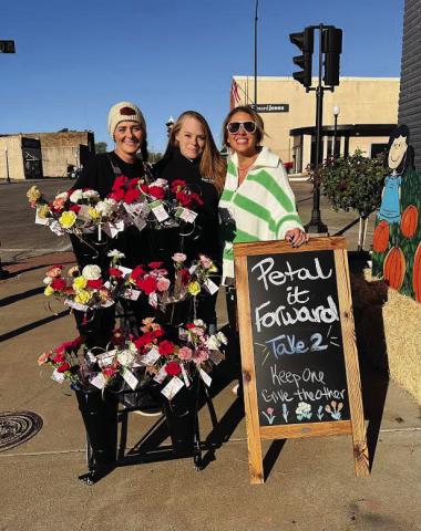 Jennifer Hixson, Kristy Barnes, Cheri Ladd