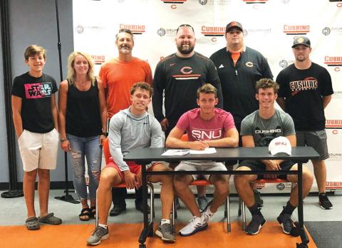 Moyer signs letter of intent
