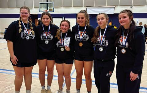 Medals-Avery Dooley, Averi Harper, Zoie Ledgerwood, Matti Terrell, and Avalee Lidberg