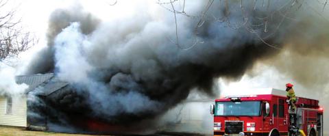 Fire on East Oak destroys three homes