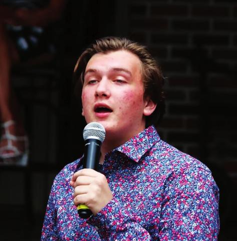 Claxton Sings
