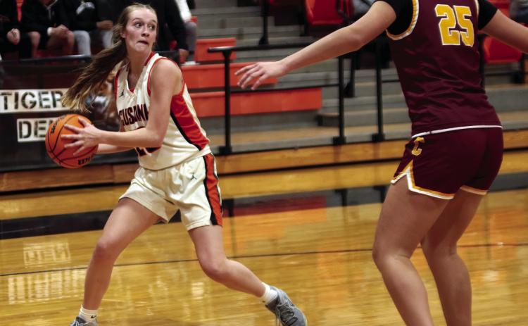 Kaitlyn Callanan works her way inside. Photo by J.D. Meisner.