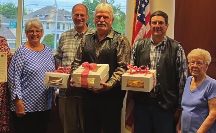Dea Rash, OHCE Advisor, along with OHCE members Patsy Rains, Misty Burk, Pat McNally, Betty Rutledge, and Sharon Klingaman were in attendance to present pies to Commissioners’ Chris Reding, Rocky Blaiser, and Zach Cavett after the Payne County Commission’s proclamation of Oklahoma Home and Community Week.