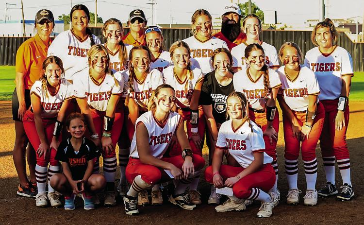 Lady Tiger Senior Night