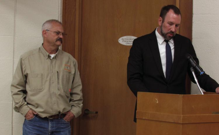 City of Cushing Board of Commissioner’s Chairman B.J. Roberson reads a proclamation recognizing next week Oct. 4-10 as Public Power Week. The proclamation was presented to Electrical Distribution Superintendent Mike Starks during a recent commission meeting. The proclamation recognizes Cushing Public Power’s service to the community and its commitment to providing safe, reliable, and affordable power to residents of Cushing. Photo by DeAnna Maddox