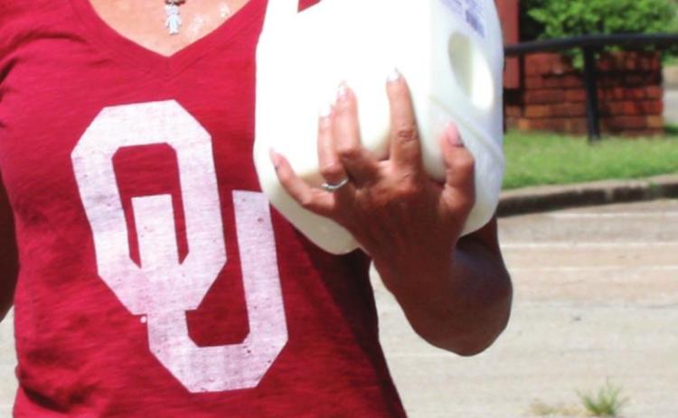 Tammy Bozarth carries